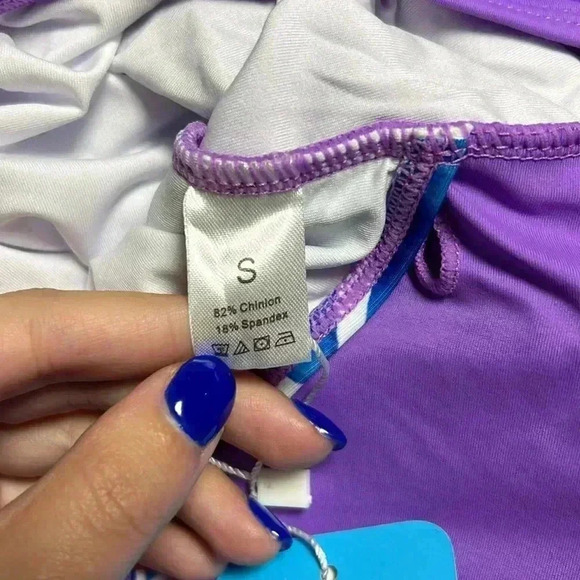 One peice bathing suit - Picture 3 of 3